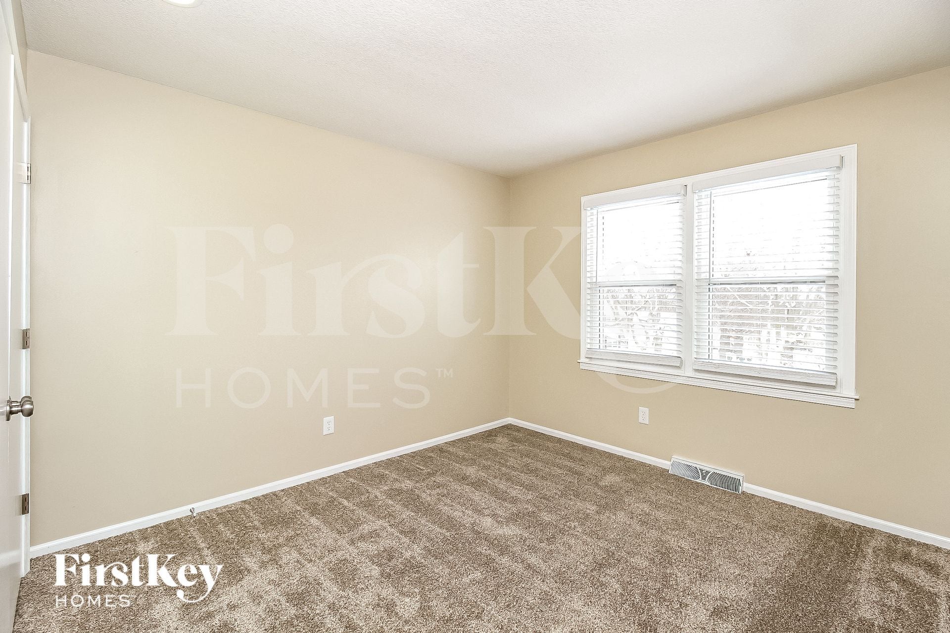 Building Photo - 10002 NW 67 St