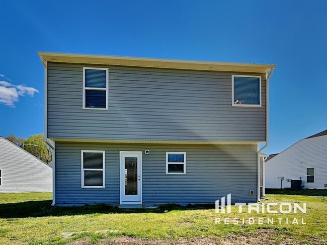 Building Photo - 4636 Queen Pierrette St