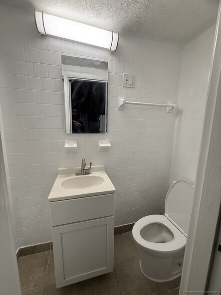 Building Photo - 22 Armington St