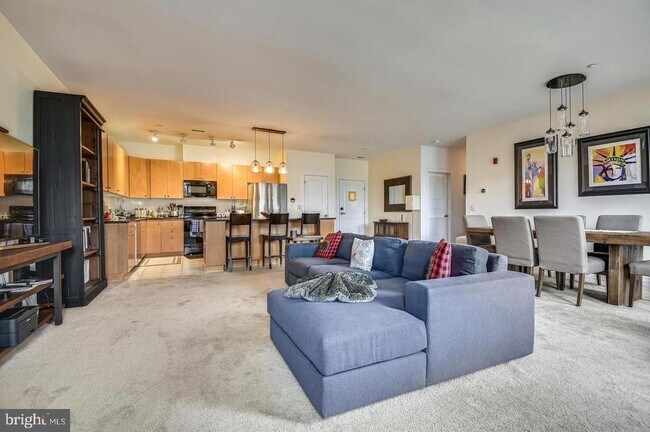 Building Photo - 2007 Clipper Park Rd