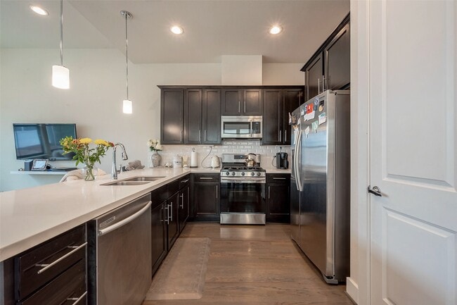 Building Photo - 3904 Tulane Oak Dr