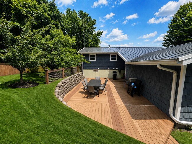 Building Photo - Winnebago Property