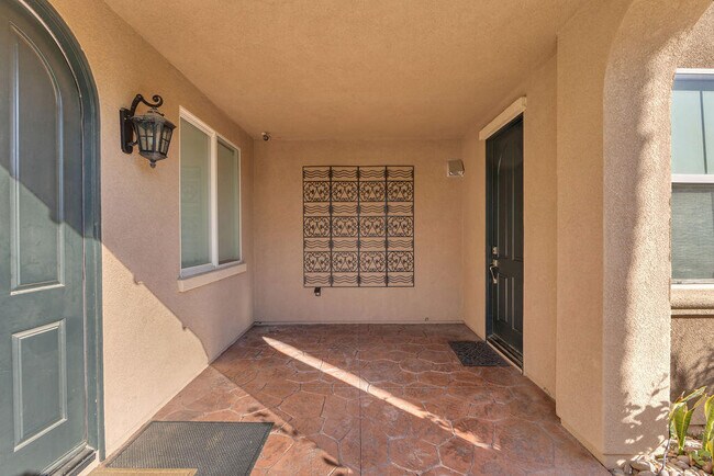 Building Photo - 82540 Lordsburg Dr