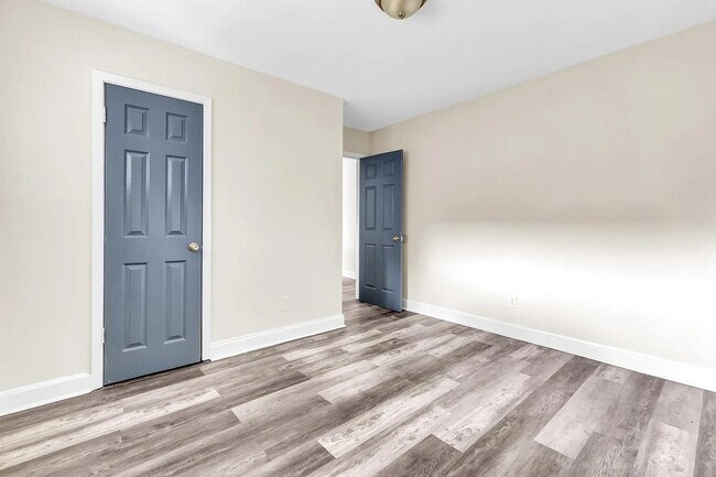 Building Photo - 3451 Tutwiler Ave