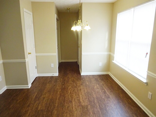 Building Photo - 4197 Shoreside Cir