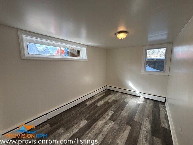 Building Photo - 1000 Linda Lee Dr