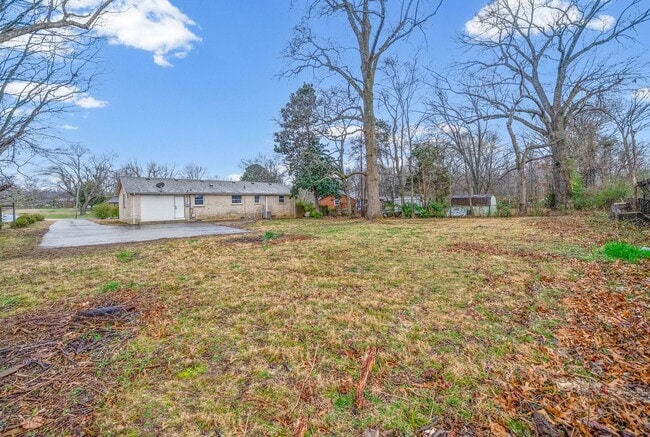 Building Photo - Remodeled 4 bedroom 2 bath home for rent!