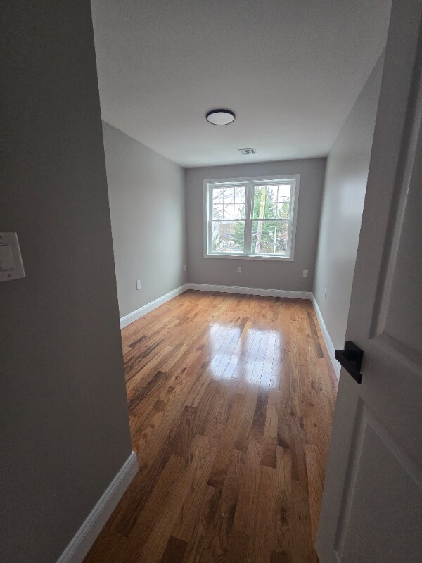 Building Photo - 13 Barstow St