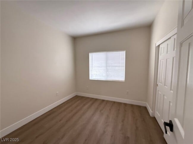 Building Photo - 2117 Echo Bay