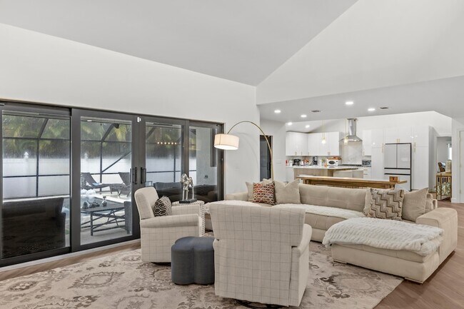 Building Photo - 845 NE Mulberry Dr