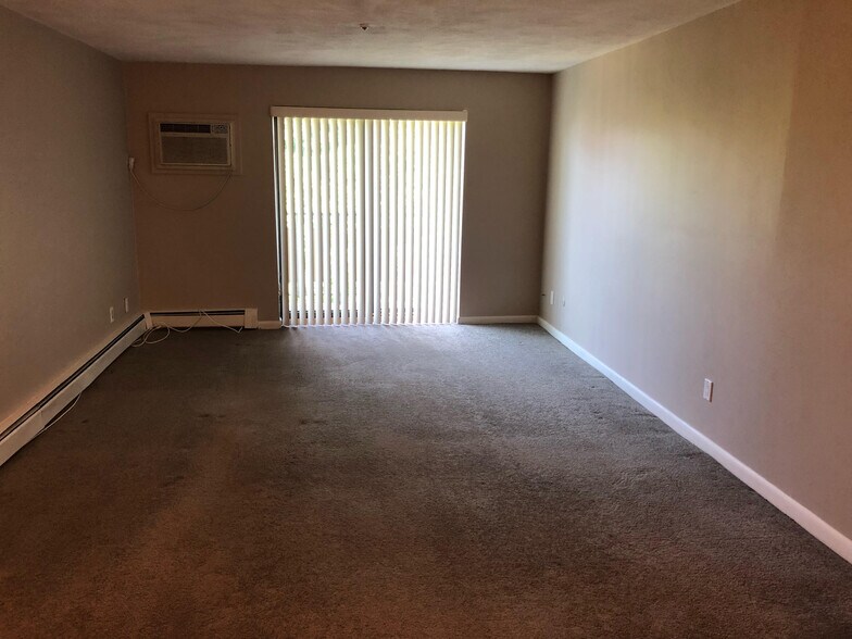 Building Photo - 100 Grand View Ave