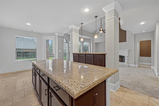 Building Photo - 8338 Sedona Ridge Dr