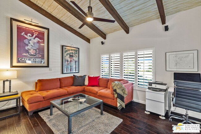 Building Photo - 1347 Primavera Dr W