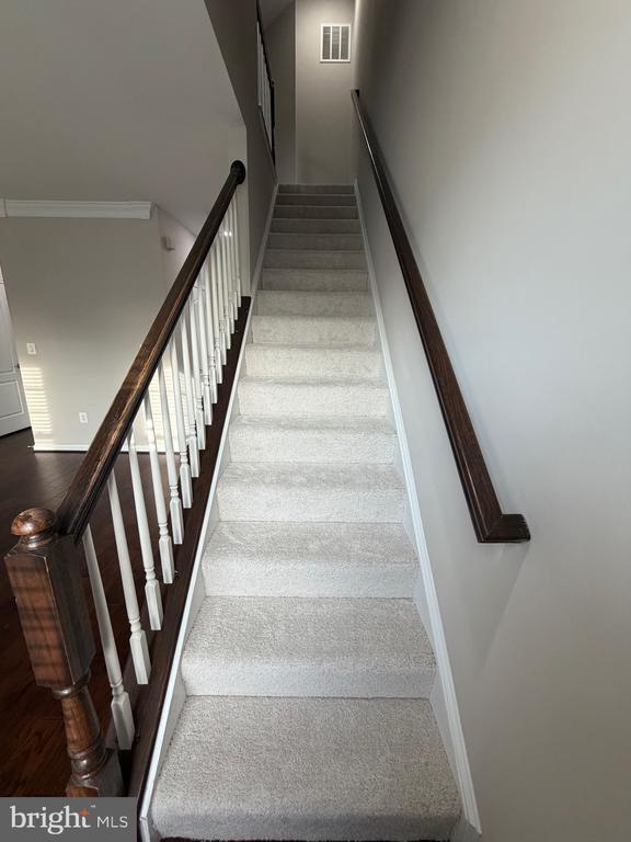 Building Photo - 128 Hidden Brook Dr