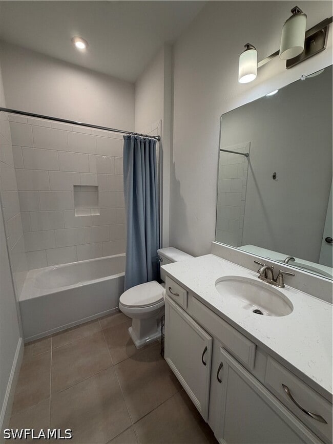 Building Photo - 15257 Zeno Wy