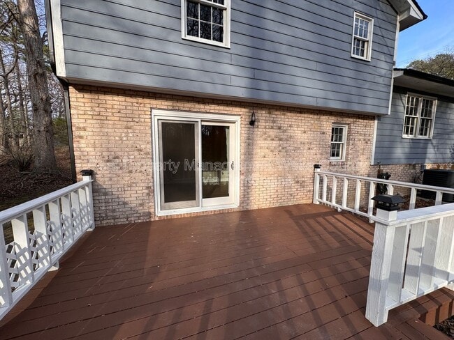 Building Photo - 7001 Norton Ln