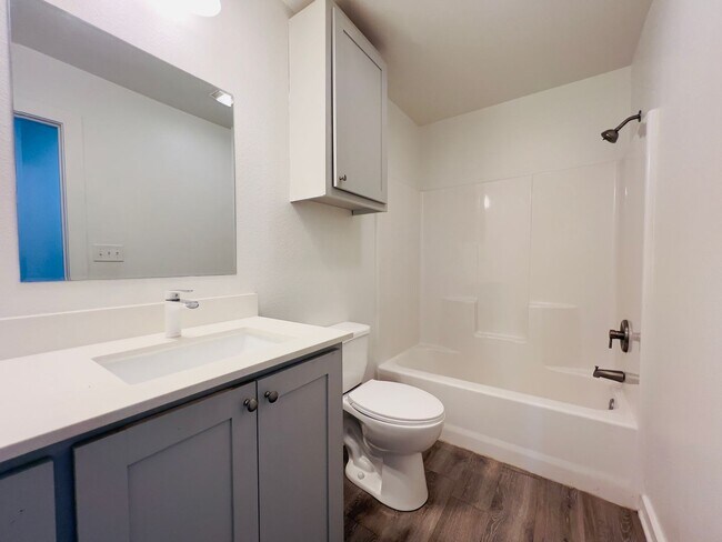 Building Photo - PRE-LEASING FOR JULY! Spacious 3-Bedroom Townhouse Near Texas Tech