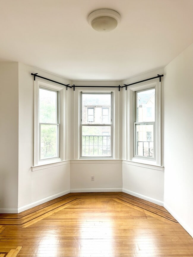 Building Photo - 33-12 28th St