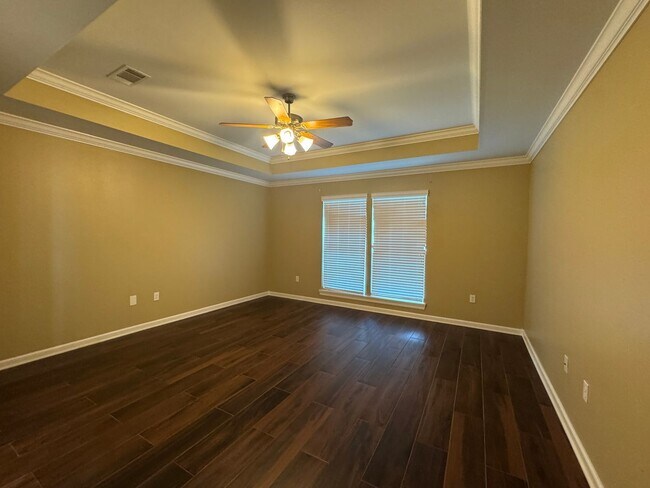 Building Photo - Beautiful Home for Lease in Denham Springs