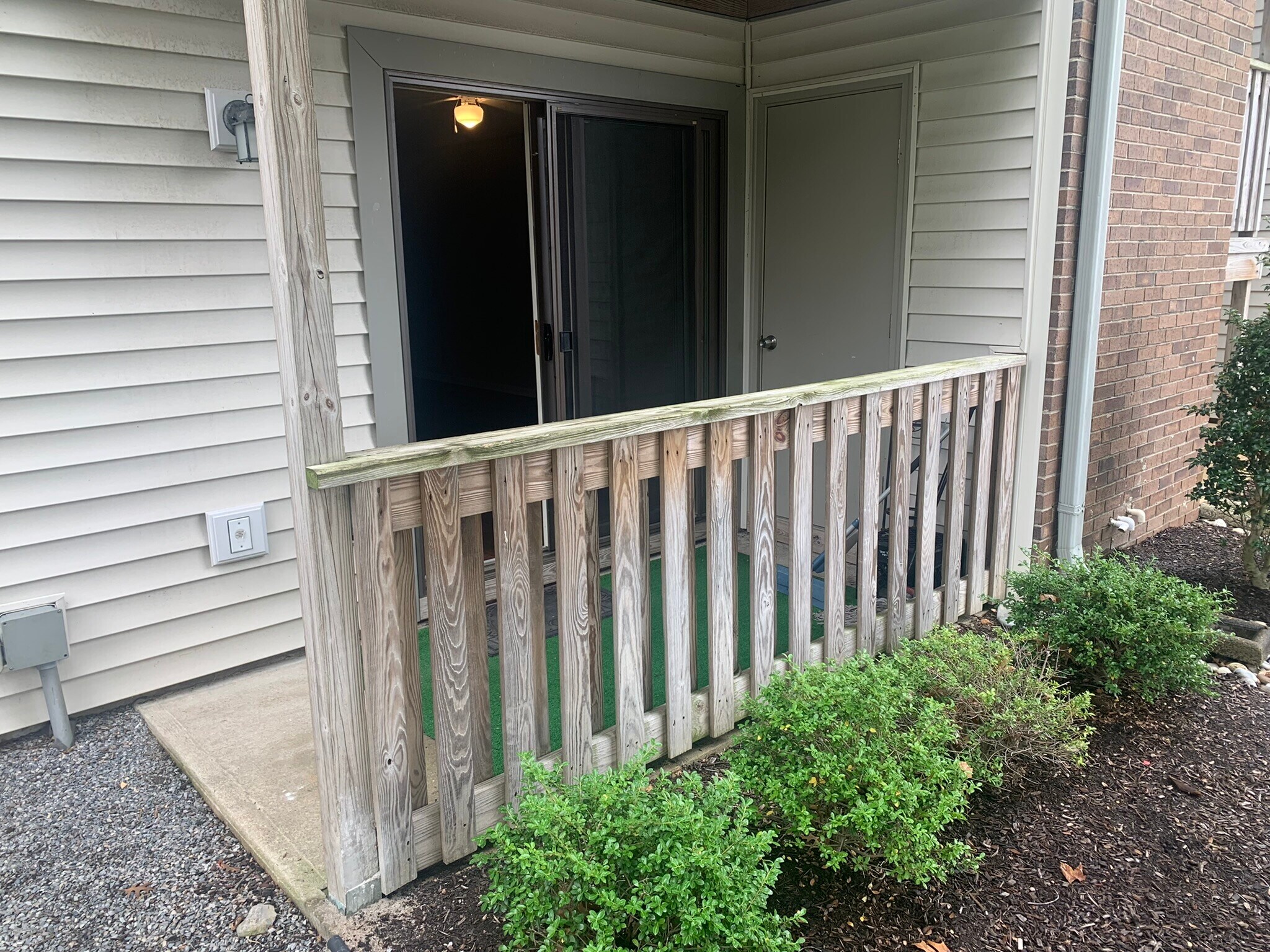 Walkout ground floor patio for easy entry - 505 Ravens Crest Dr