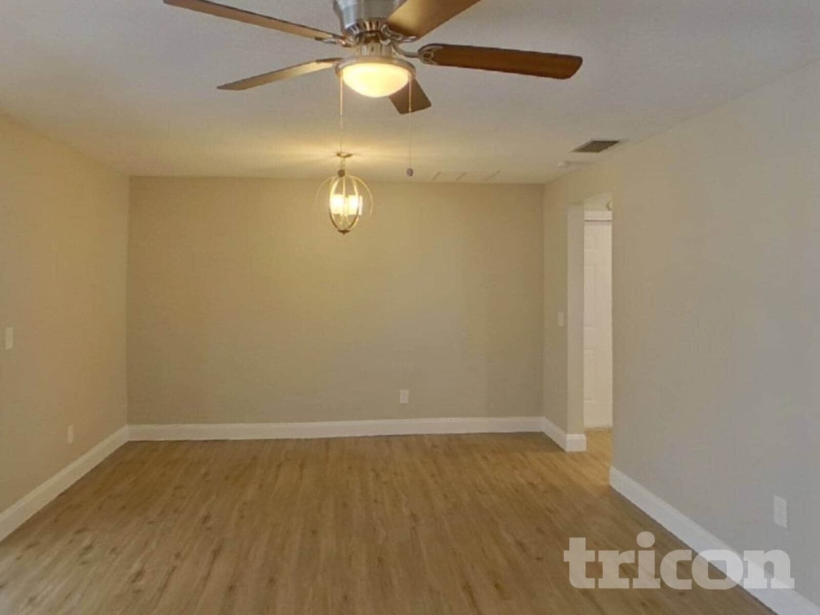 Building Photo - 1641 Patlin Cir N