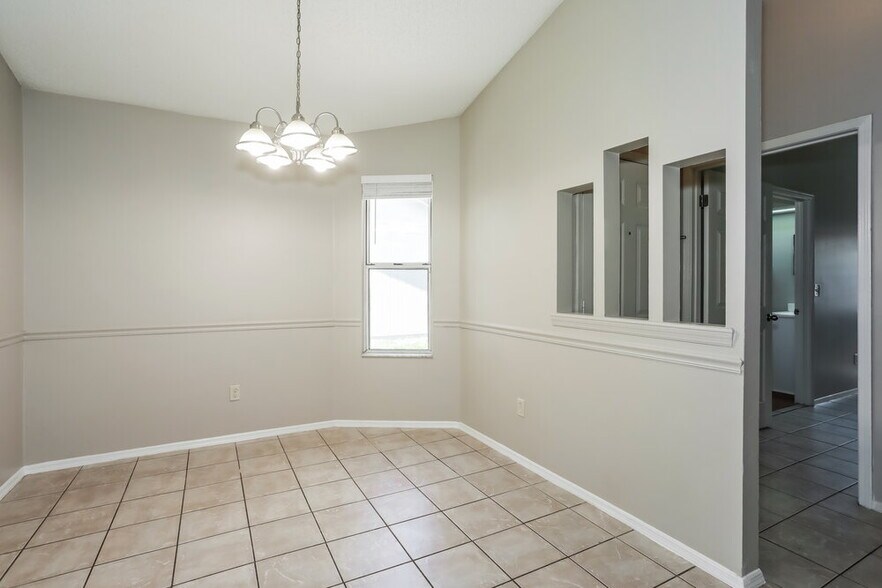 Building Photo - 8327 Argyle Corners Ct