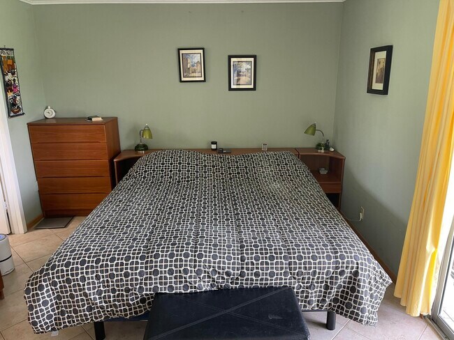 Building Photo - 27 Mansfield A