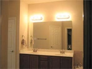 Building Photo - 4133 William Dehaes Dr