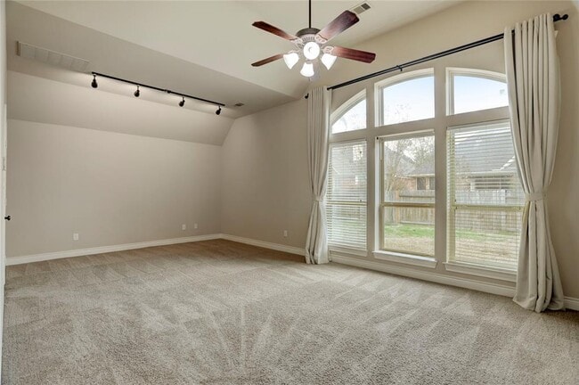 Building Photo - 28310 Lauren Cove Ln