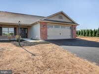 Building Photo - 828 Shadyside Dr