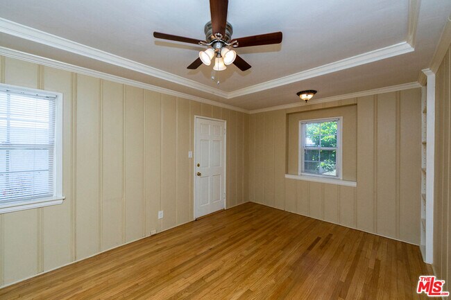 Building Photo - 6353 W 82nd St