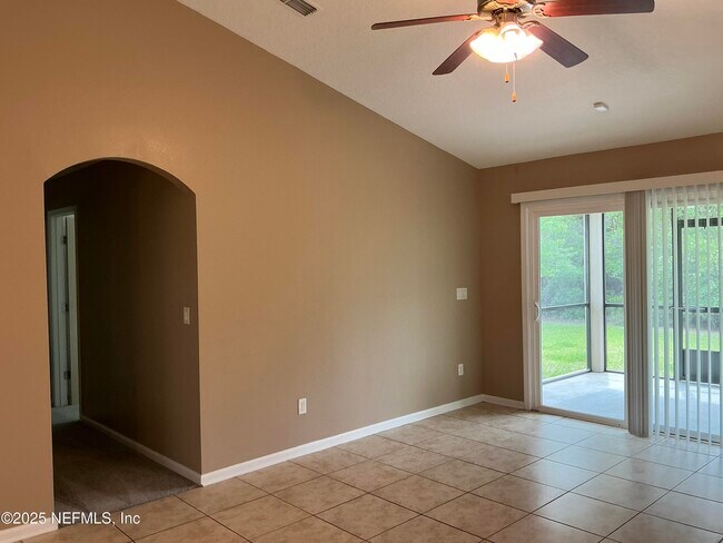 Building Photo - 13684 Chipperfield Ln