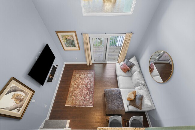 Building Photo - 909 S Ponce De Leon Blvd