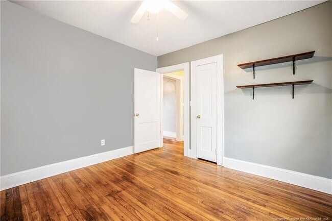 Building Photo - 727 Greenland Dr