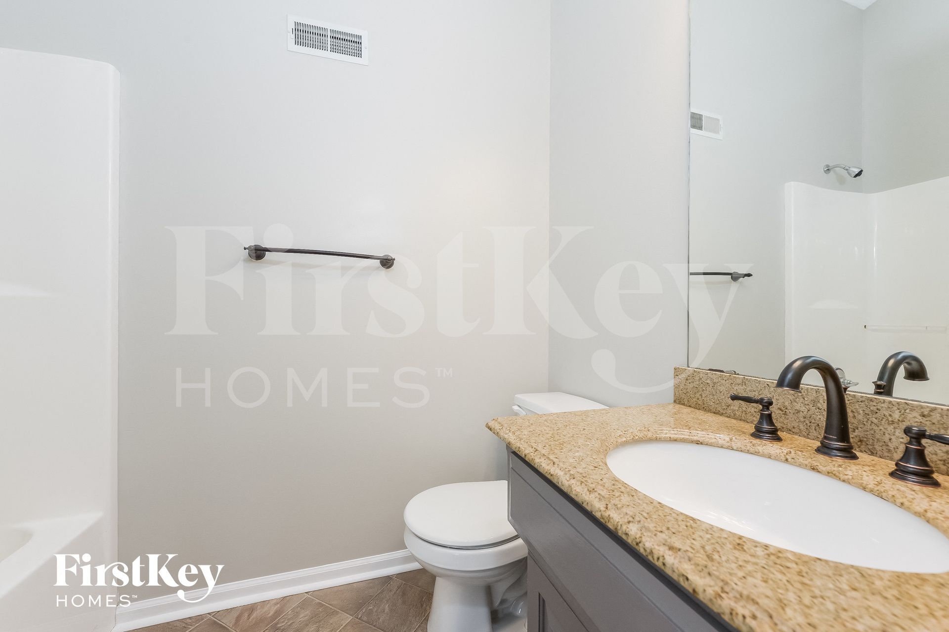 Building Photo - 11039 N Ditman Ct