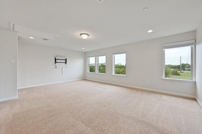 Building Photo - 1300 Catalan Rd