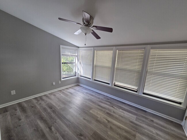 Building Photo - Charming 3-Bedroom Home Near the Interstate