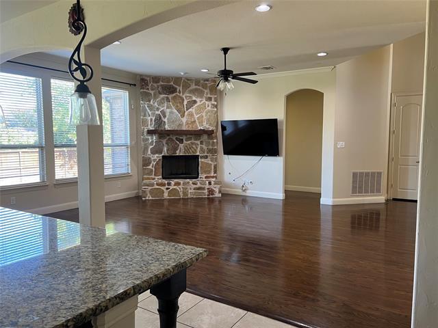 Building Photo - 1505 Sagebrush Trail