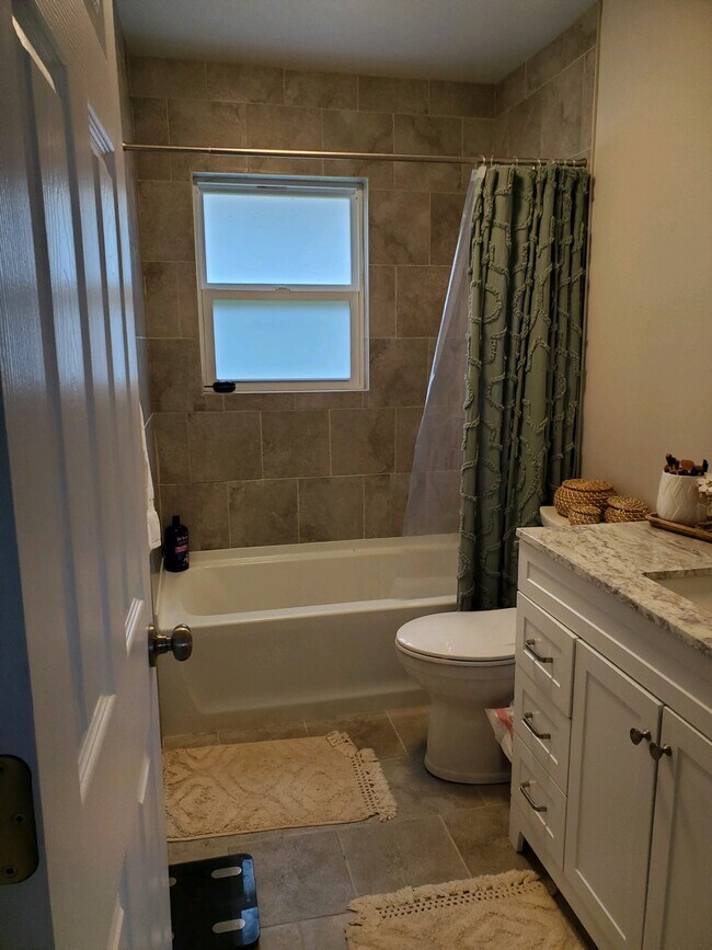 Building Photo - 475 County Rd 525 N