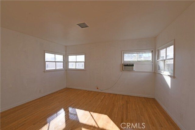 Building Photo - 915 Le Doux Rd