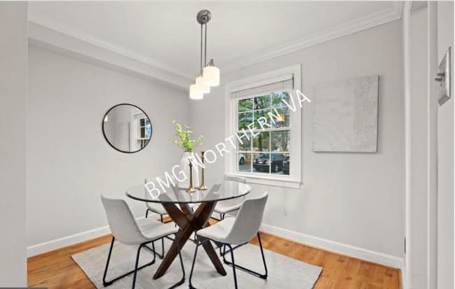 Building Photo - 2509 Arlington Blvd