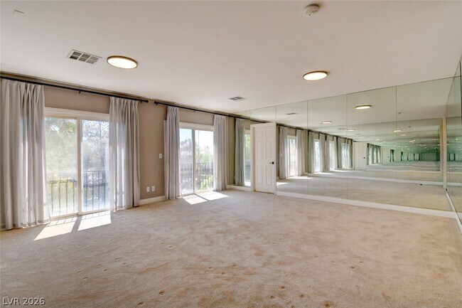 Building Photo - 7686 Gossamer Wind St
