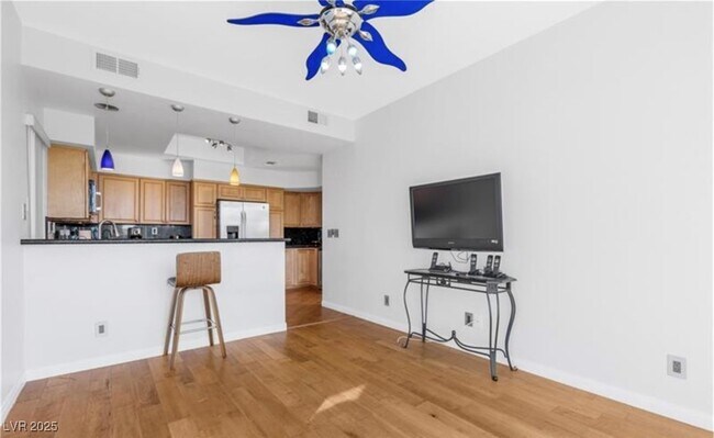 Building Photo - 2533 Seascape Dr