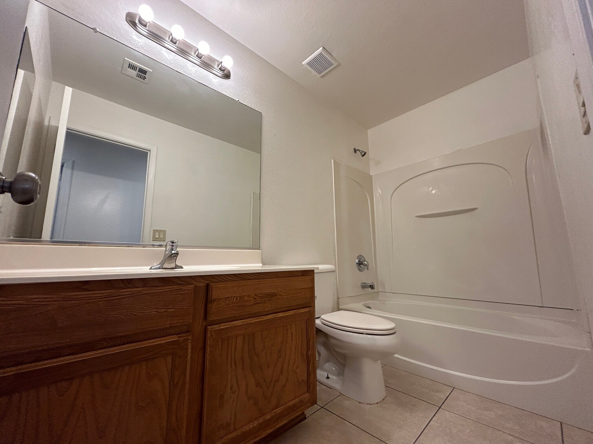 Building Photo - 7028 S 46th Dr