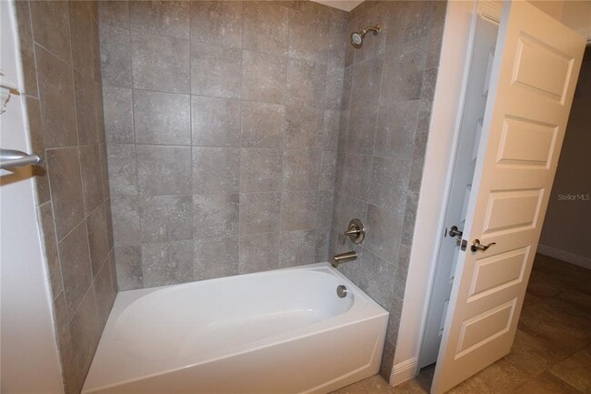 Building Photo - 10284 Atwater Bay Dr