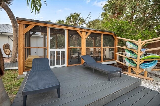 Building Photo - 31 Lands End Ln