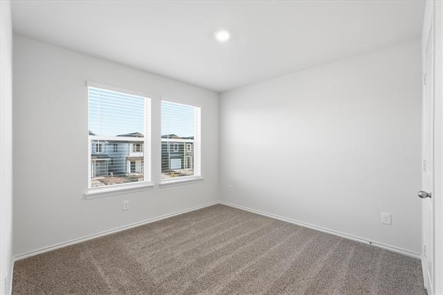 Building Photo - 215 Arbor Dr