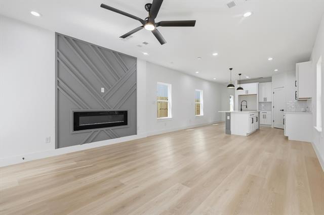 Building Photo - 2532 Lowery St