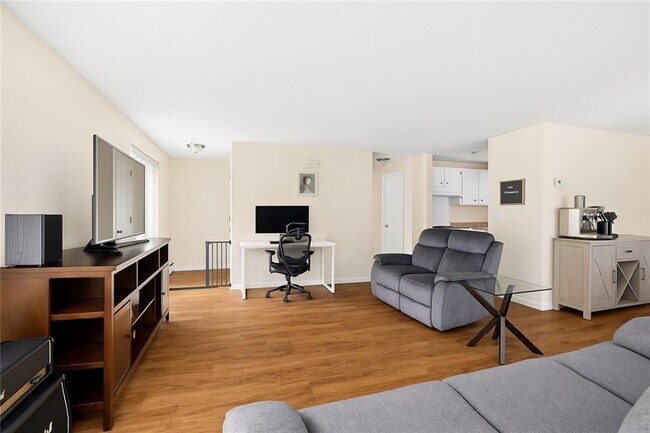 Building Photo - 66 Girard Ave