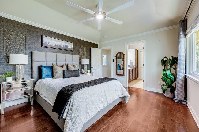 Building Photo - 5605 Creek Meadows Cove